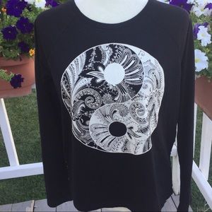 Hybrid statement Top.  Size L